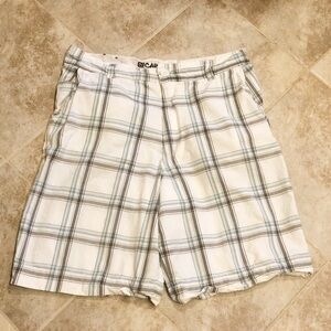 Carbon plaid casual men’s shorts white gray blue